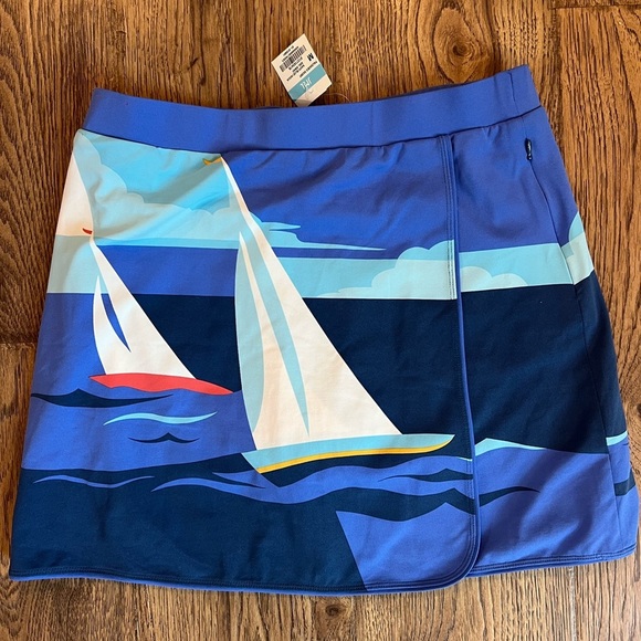 J. McLaughlin Pants - NWT McLaughlin Blue Ocean Scene Skort Medium